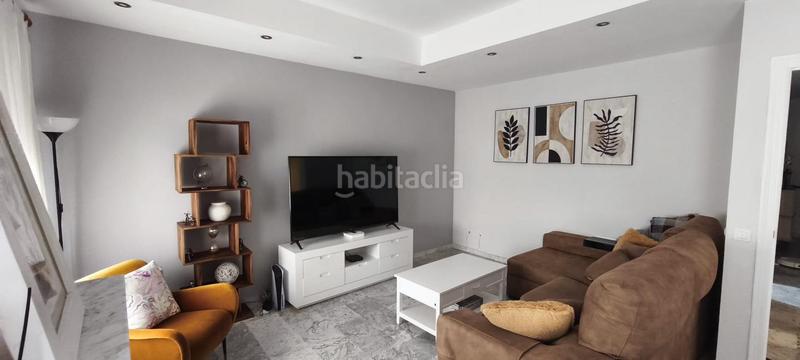 Foto f606c22e-7ffa-44b3-b63f-5269570a249c. Casa con riscaldamento parcheggio in Bellavista Sevilla