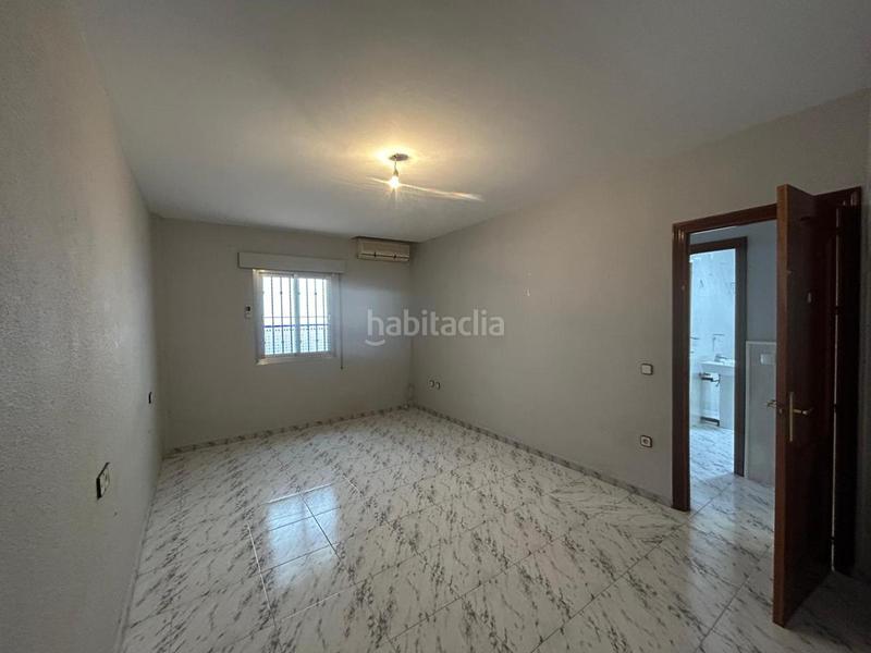 Foto 0cf86113-ba2e-4230-b37f-740abe869fe2. Casa amb calefacció a El Arenal - La Pólvora Dos Hermanas