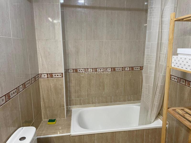 Foto 64cb8ff3-9124-4aad-ad1a-e5198bcec6b7. Location rez-de-chaussée dans Centro - Doña Mercedes Dos Hermanas