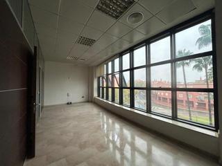 Office space in Arco Norte - Avda España