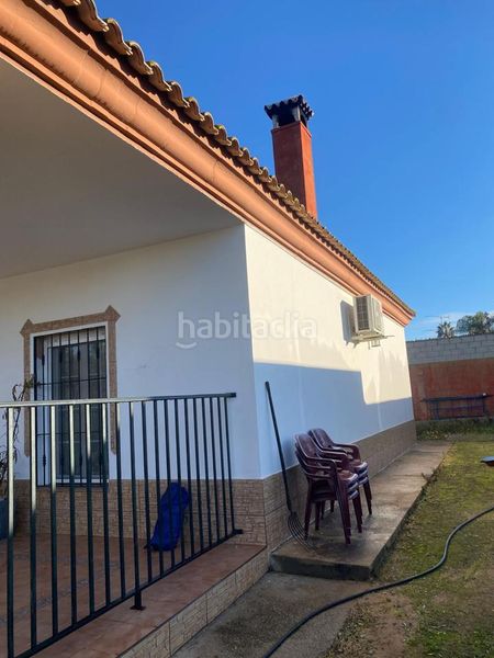 Foto 17ef91f6-cc18-435b-872a-b6ee06f8198e. Casa amb piscina a Vista Azul - Consolación Dos Hermanas