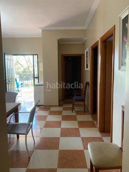 Foto 54c10728-8fab-4424-b60b-04b0ed9ee2a4. Casa amb piscina a Vista Azul - Consolación Dos Hermanas