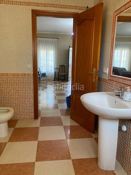 Foto 5a6b75a0-d252-415e-973b-b7c2430a0364. Casa amb piscina a Vista Azul - Consolación Dos Hermanas