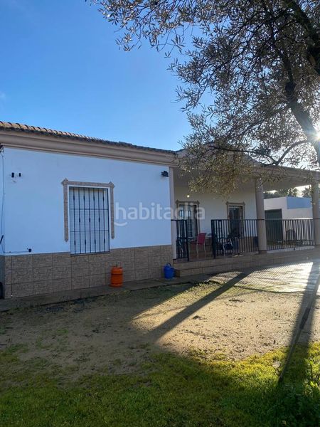 Foto ff1bbe7b-033a-4a0b-b353-34443335c1de. Casa amb piscina a Vista Azul - Consolación Dos Hermanas