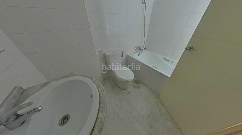 Foto 0fe0b4eb-ade3-4b01-a71c-c919f4c1dbf7. Pis a Urbadiez - Entrepuentes Sevilla