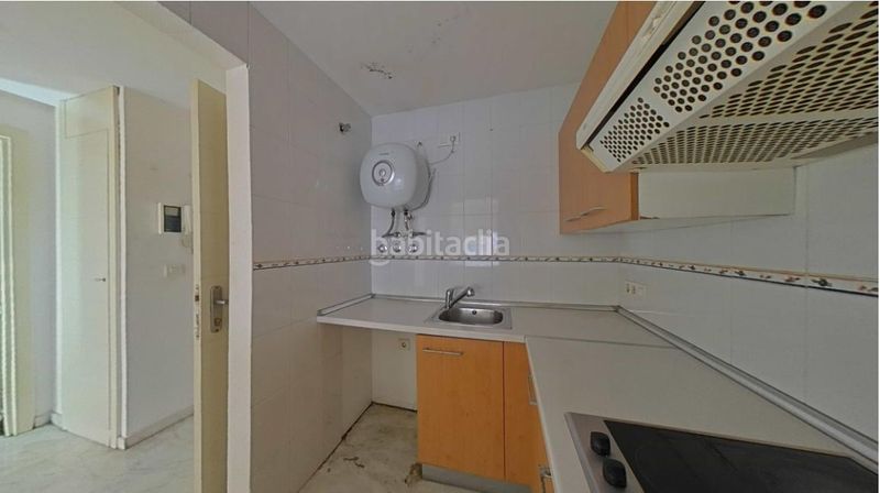 Foto 4c80bb6b-00fb-4a97-a001-e6a5250e9a3f. Pis a Urbadiez - Entrepuentes Sevilla