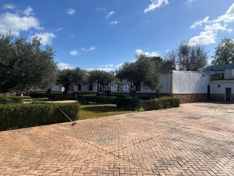 Foto 1915afc4-4fc6-4efb-91f6-e67becb3d1b9. Casa a La Hacienda - Nueva Andalucía Dos Hermanas