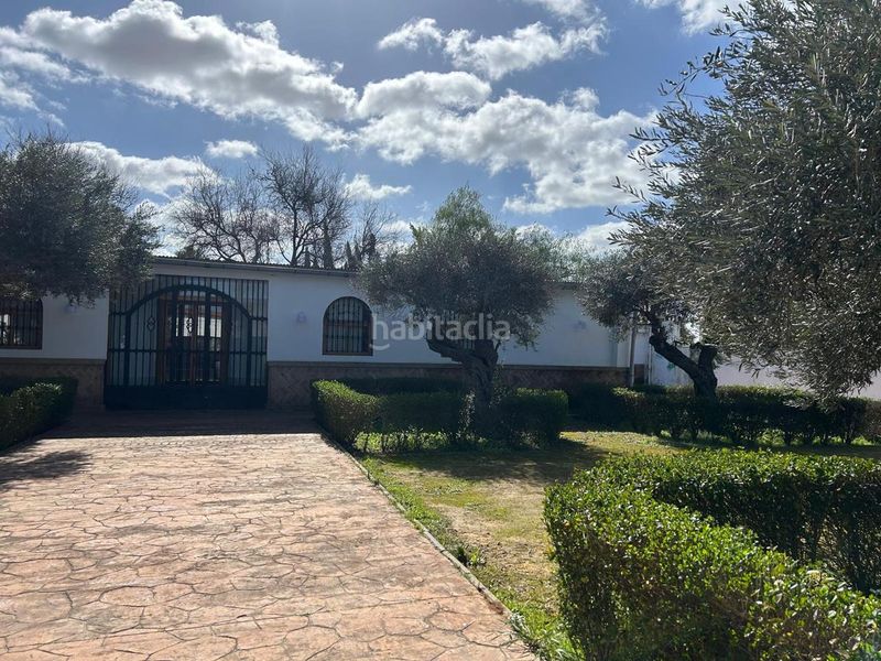 Foto a20a4d6a-0674-45f5-9e20-73d384843f3d. Casa a La Hacienda - Nueva Andalucía Dos Hermanas