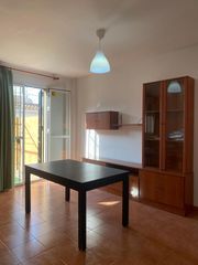 Affitto Casa in La Hacienda - Nueva Andalucía. Casa en las portadas, dos hermanas sevilla