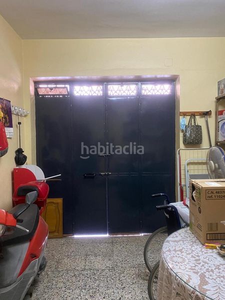Foto ff11b681-5d27-40cf-97e8-8b949c35fec7. Casa amb aparcament a Centro - Doña Mercedes Dos Hermanas