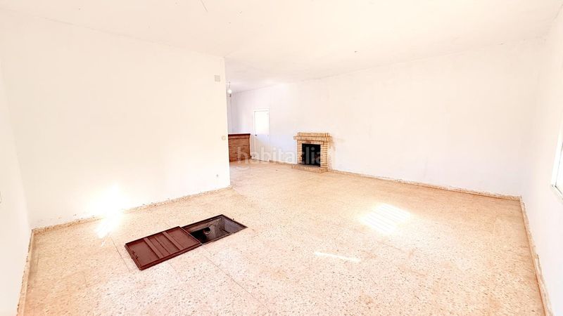 Foto 34ee8514-b36c-4901-918a-c1dfa51b72ce. Casa a Carmona