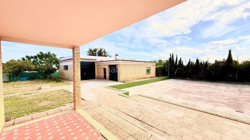 Foto 748748f8-89b8-41ae-85e3-c3c1ffe74d83. Casa a Carmona