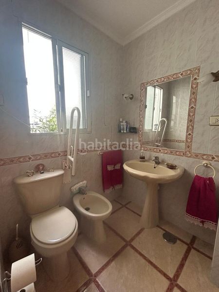 Foto 5455bfbf-7eac-4bd8-bda1-6cc00d43314e. Casa amb aparcament a Centro - Doña Mercedes Dos Hermanas