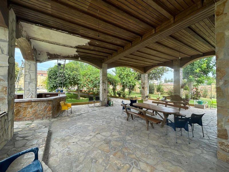 Foto 09d2a439-d467-4997-a355-e95b250c04d9. Casa amb aparcament piscina a cerros de Montequinto Montequinto