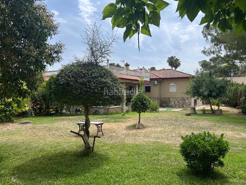 Foto 4e175fe8-7e5c-40f2-8b20-83f413790e59. Casa amb aparcament piscina a cerros de Montequinto Montequinto