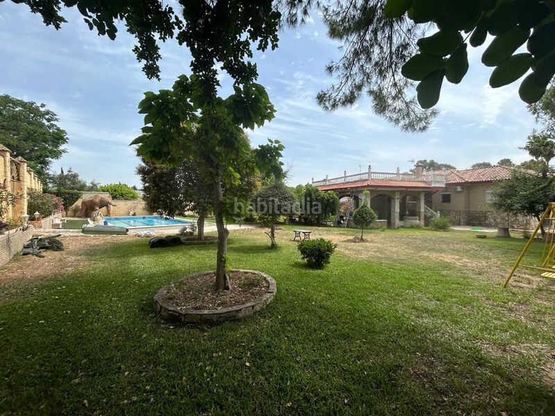 Foto 9a9a8894-6629-44a5-8a30-fdaa5649cd3f. Casa amb aparcament piscina a cerros de Montequinto Montequinto
