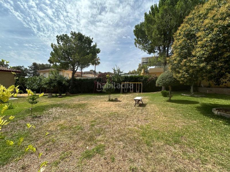Foto e158fb34-4b60-44b9-a332-b477d8800846. Casa amb aparcament piscina a cerros de Montequinto Montequinto