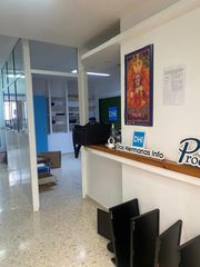 Location Bureau à Centro - Doña Mercedes