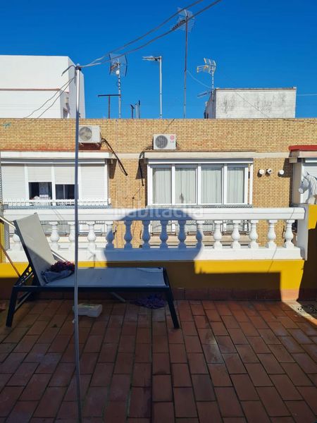Foto 3bf53d58-9b15-4781-a52b-d3b9d9436faa. Casa a Centro - Doña Mercedes Dos Hermanas