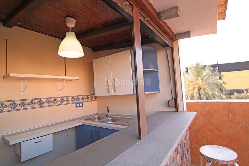 Foto 0c5c3730-21f0-4860-acbe-2030311ab1ed. Casa in calle rafael beca 25 in Nueva Alcalá Alcalá de Guadaira