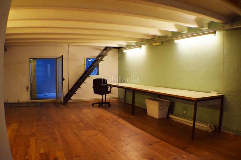 Foto 444bbc1e-5255-4470-b389-9c5f2d92b9ab. Local comercial a Raval Barcelona
