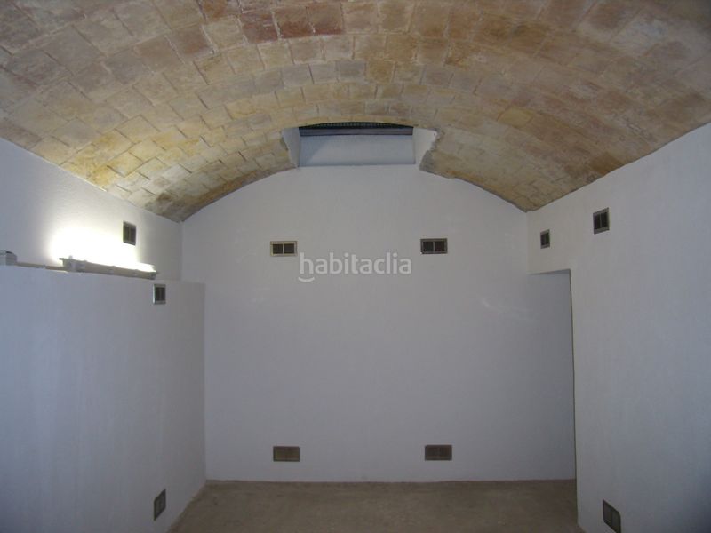 Foto 54c50b5e-9d1d-4f80-b729-680539ba998c. Local comercial a Raval Barcelona