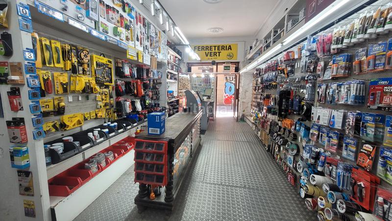 Foto 0dc30367-1fe0-43b9-a12c-ffa34fdbc1f5. Lloguer local comercial a Raval Barcelona