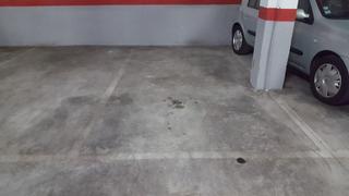 Location Parking voiture à N/a 70. Plaza de parking en alquiler!!