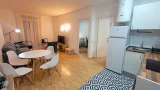 Rent Flat  Carrer d'en roig. Piso en alquiler en el casco antiguo de barcelona. alquiler de t