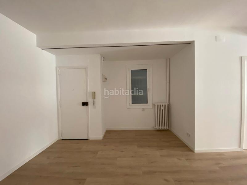 Foto 711a58b0-39c2-4b62-845e-50efb755158c. Ufficio con riscaldamento in La Nova Esquerra de l´Eixample Barcelona