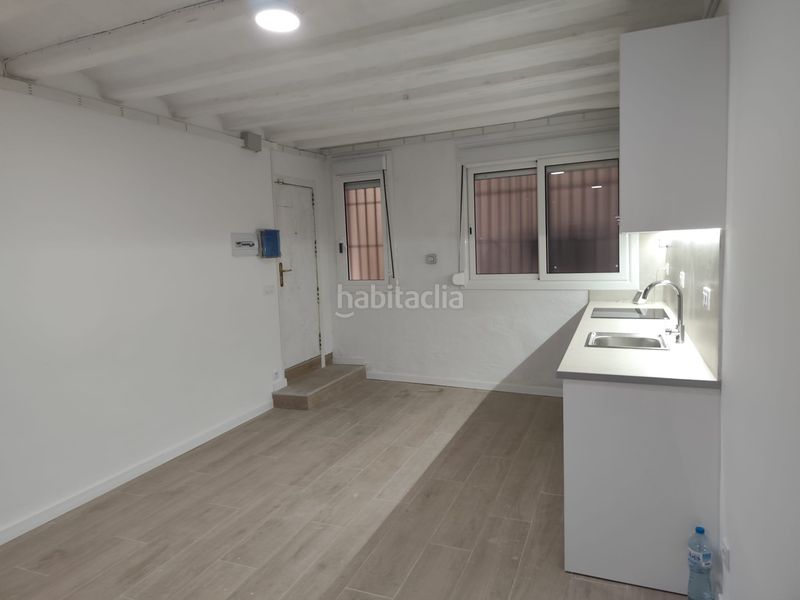 Foto 14b36adb-3798-4e92-9371-08c833f4c700. Loft a Raval Barcelona