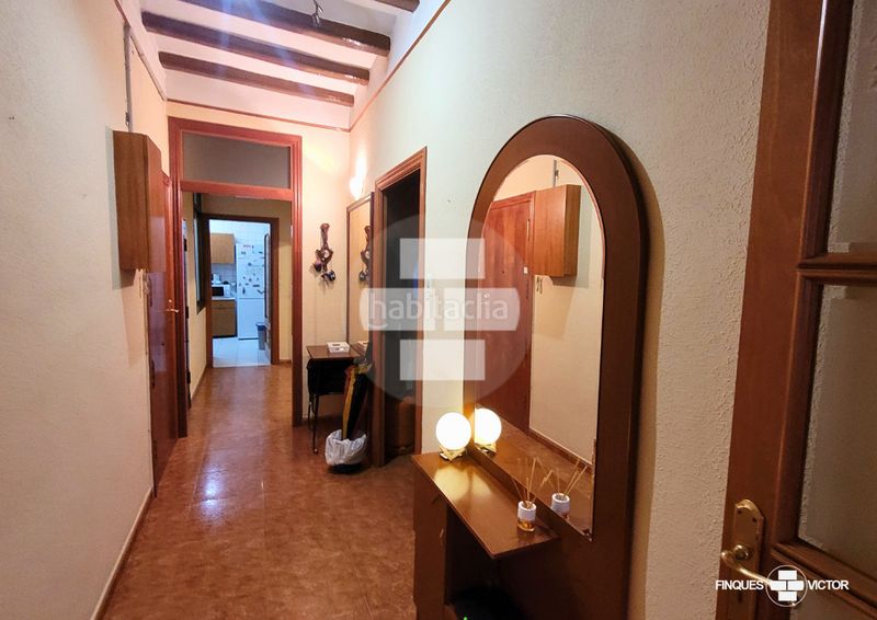 Foto da0a3979-3ade-4f95-be93-4336cd65838b. Pis amb calefacció a Raval Barcelona