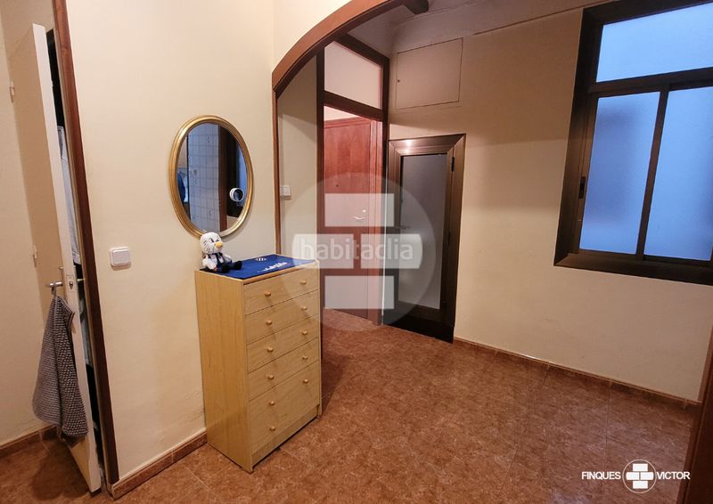 Foto deb8a93d-4617-40e7-b799-e8c300143238. Pis amb calefacció a Raval Barcelona