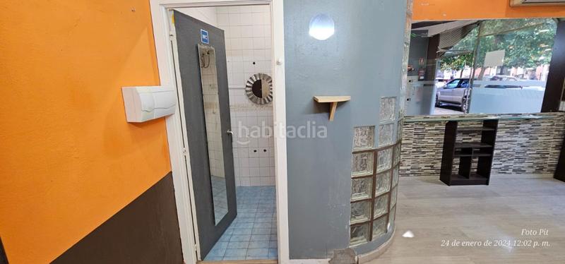 Foto bbdf9c4e-339f-408e-b178-196a1ea6588f. Alquiler local comercial  a la calle en alquiler en arroyo venecia. en Sevilla
