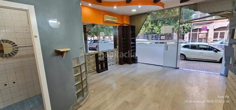 Foto d9d8f835-b8ef-42c1-9db1-023bab311f0d. Alquiler local comercial  a la calle en alquiler en arroyo venecia. en Sevilla