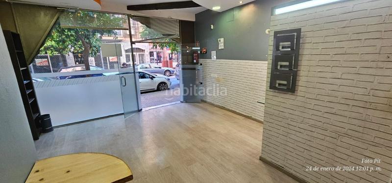Foto e707aa0f-6885-4a10-9d5b-fea69d9897d0. Alquiler local comercial  a la calle en alquiler en arroyo venecia. en Sevilla
