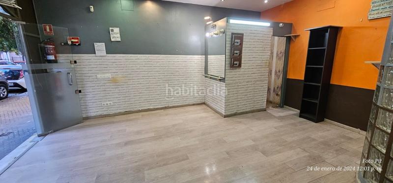Foto 4ec3014d-d3a6-4bfe-b8a1-e314fecb5ad5. Lloguer local comercial a San Carlos - San José Sevilla