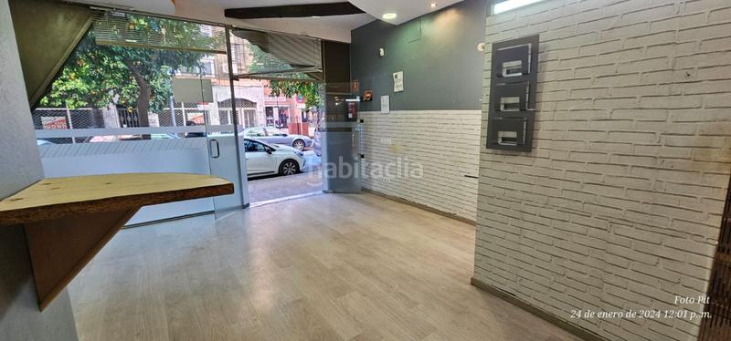 Foto 63f35c6b-57ba-430b-9294-323a630ad533. Rent business premise in San Carlos - San José Sevilla
