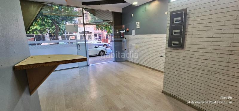 Foto 87e1f38c-23bb-45ad-86b5-51bb592131a0. Rent business premise in San Carlos - San José Sevilla