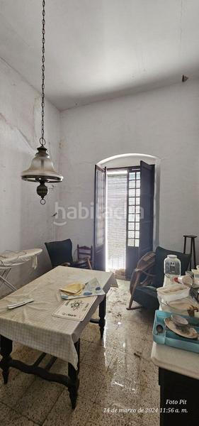 Foto 1badc596-a080-4c25-9c19-79d70765dae1. Casa  en venta en centro, 5 dormitorios. en Lora del Río