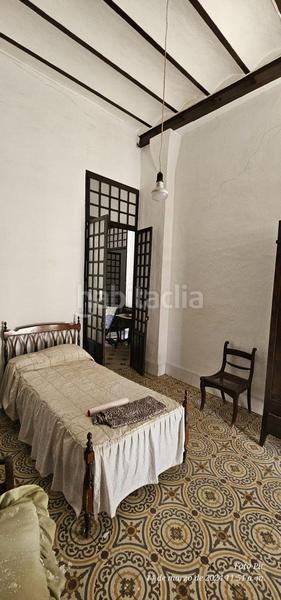 Foto 231e6ecb-e73c-4423-a440-9b2bd10e5d1a. Casa  en venta en centro, 5 dormitorios. en Lora del Río
