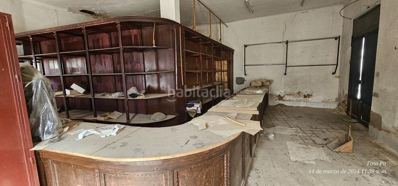 Foto 35243bf8-ade7-4f55-b481-d088dd4088ef. Casa  en venta en centro, 5 dormitorios. en Lora del Río