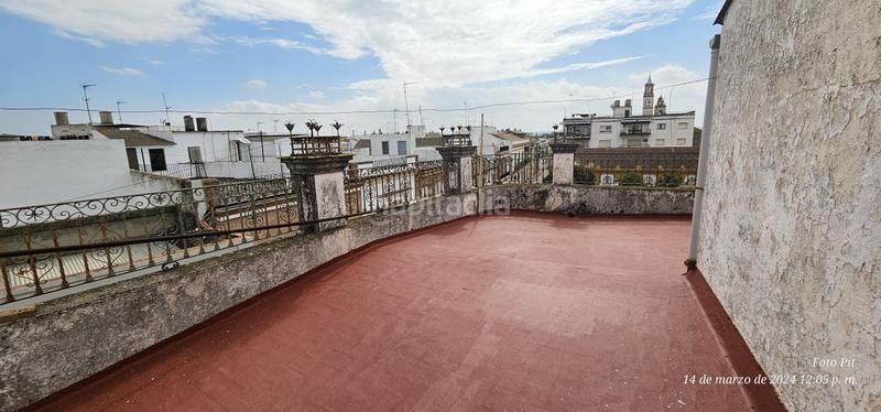 Foto 5d4ead6f-6942-4efa-9b64-aef1c51b2dd3. Casa  en venta en centro, 5 dormitorios. en Lora del Río