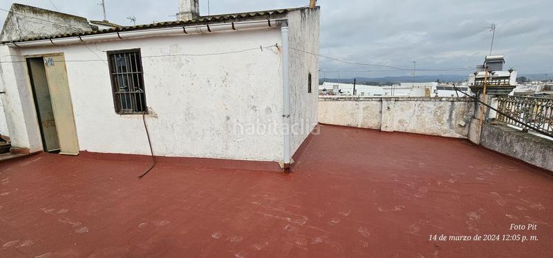 Foto 7c5bfb08-d8e5-467d-ace3-53270ccad7b7. Casa  en venta en centro, 5 dormitorios. en Lora del Río