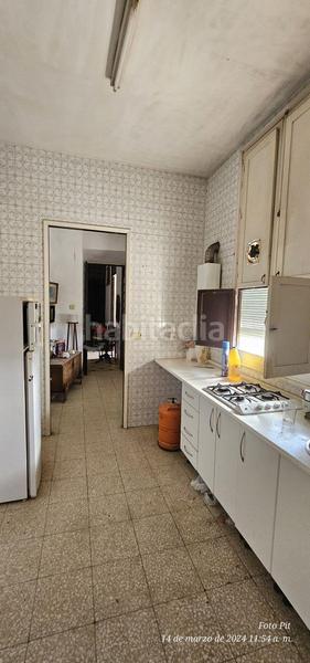 Foto cef45d45-da53-447a-bacb-c94fa36992ca. Casa  en venta en centro, 5 dormitorios. en Lora del Río