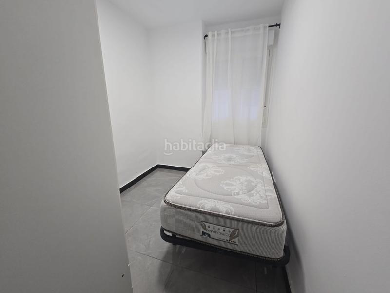 Foto f9e58dd1-a2d6-47ad-95a4-bd29e467f761. Affitto appartamento in El Plantinar - Avda. La Paz - El Juncal Sevilla