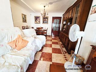 Pis  Perez  hervas. Piso en venta en arroyo  jos� laguillo, 3 dormitorios.