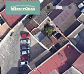 Wohngrundstück in Centro. Exclusiva! casa solar en zona centro san mateo