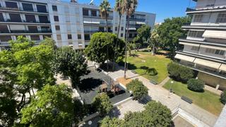 Miete Etagenwohnung in Divina Pastora - La Yeguada. Exclusiva piso en parque avenida de dos dormitorios