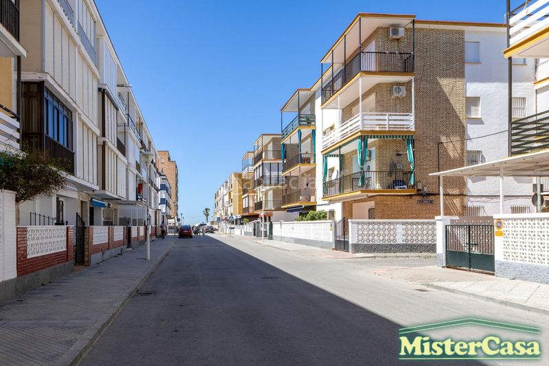 Foto 52cc5244-6eda-4229-afce-317bfd746bcf. Pis amb aparcament a Playa de la Regla Chipiona